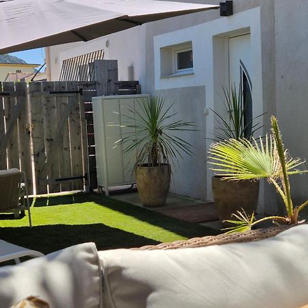 Magnifique Appartement 2 Chambres Avec 50 M2 De Jardin Privatif La Crau Esterno foto